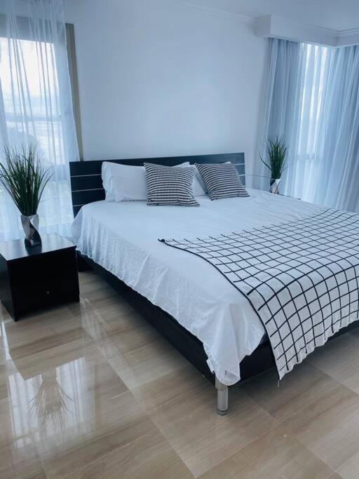 Malecon Vista Mar Habitacion Privada Larimar, ซานโตโดมิงโก ภายนอก รูปภาพ