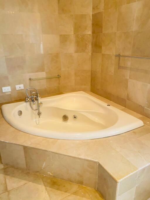 Malecon Vista Mar Habitacion Privada Larimar, ซานโตโดมิงโก ภายนอก รูปภาพ