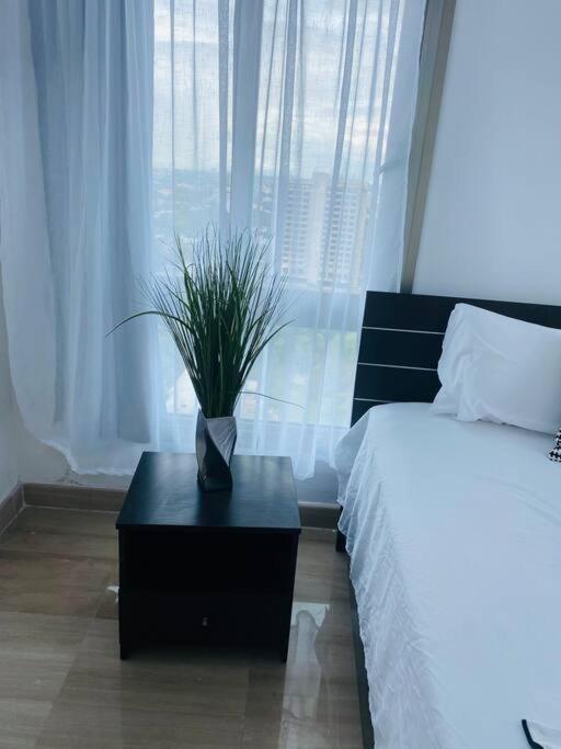 Malecon Vista Mar Habitacion Privada Larimar, ซานโตโดมิงโก ภายนอก รูปภาพ